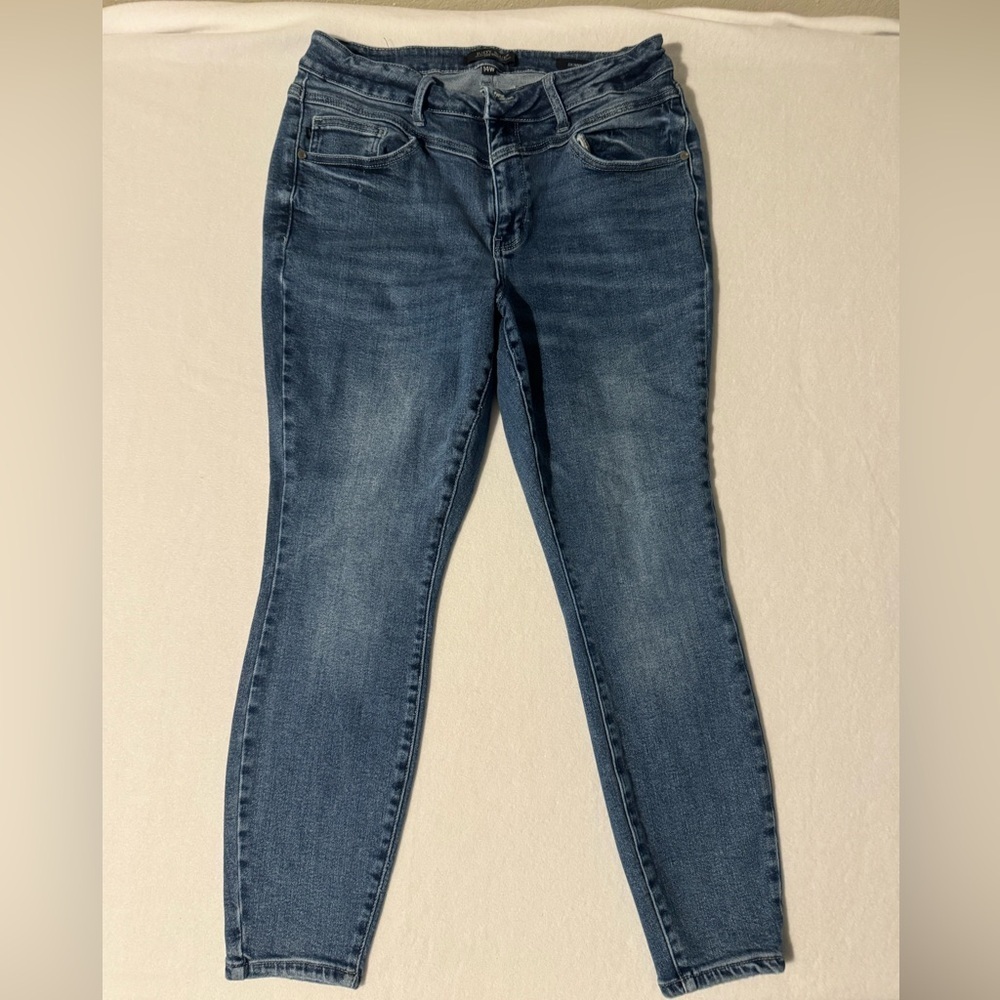 Judy Blue Dark Wash Skinny Jeans